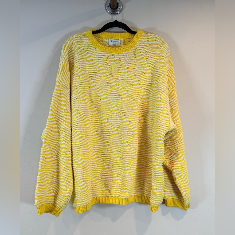 🔥Benetton Vintage Yellow and White Women’s Sweater Size L EC🔥